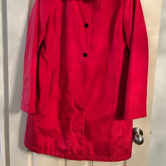 Novelti Red 3/4 Length Rain Jacket - EUC - Picture 2 of 14